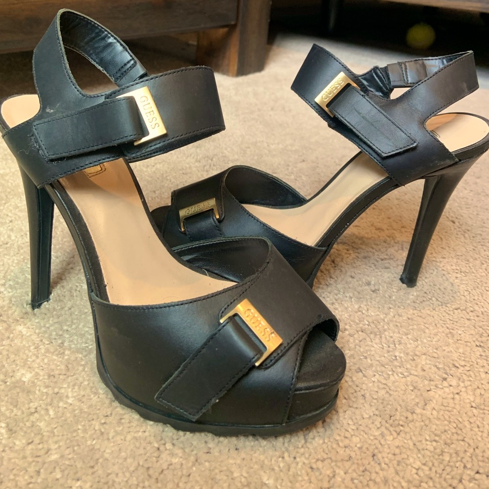 GUESS Velcro Strap Pumps.